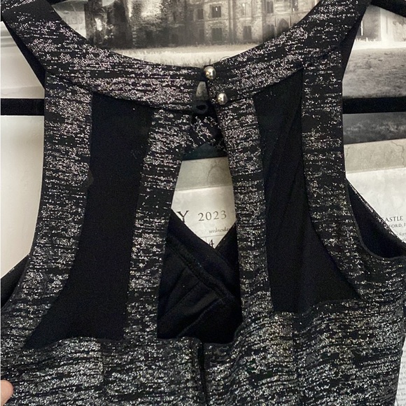 Le chateau party dress - Picture 3 of 6